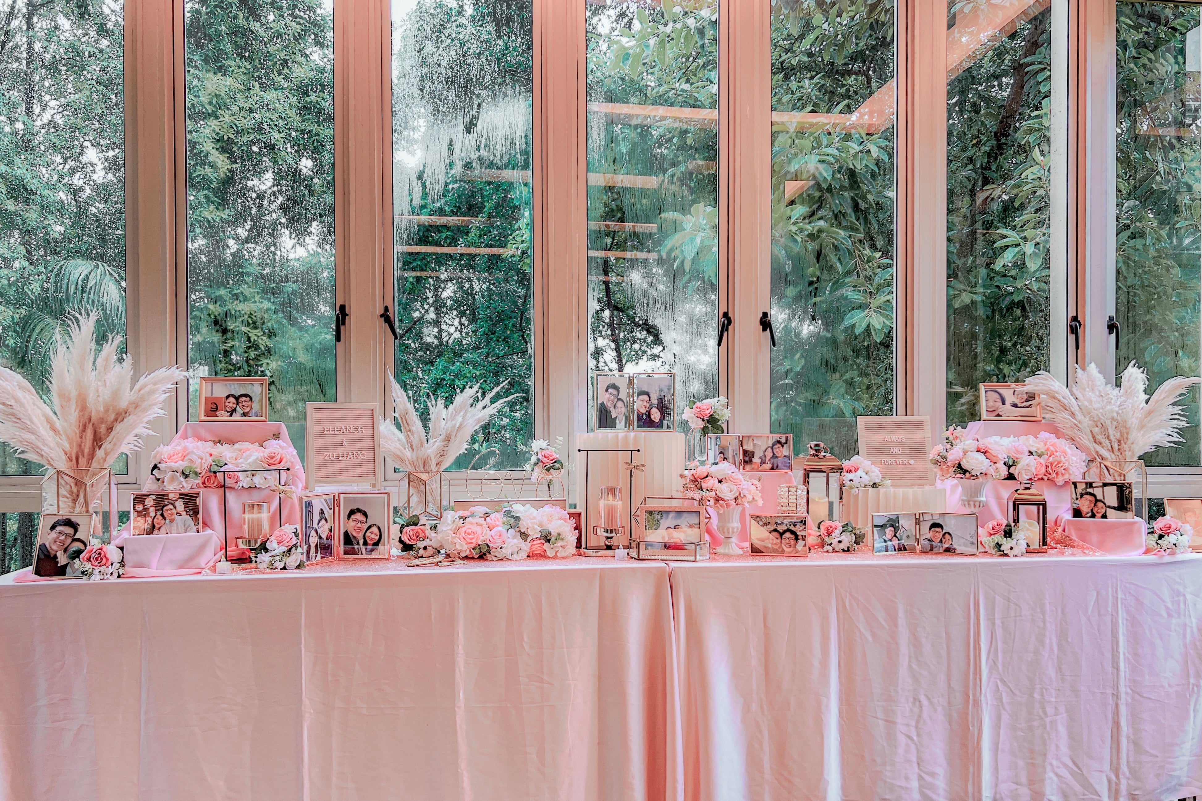 Double Up Photo Album Table Styling