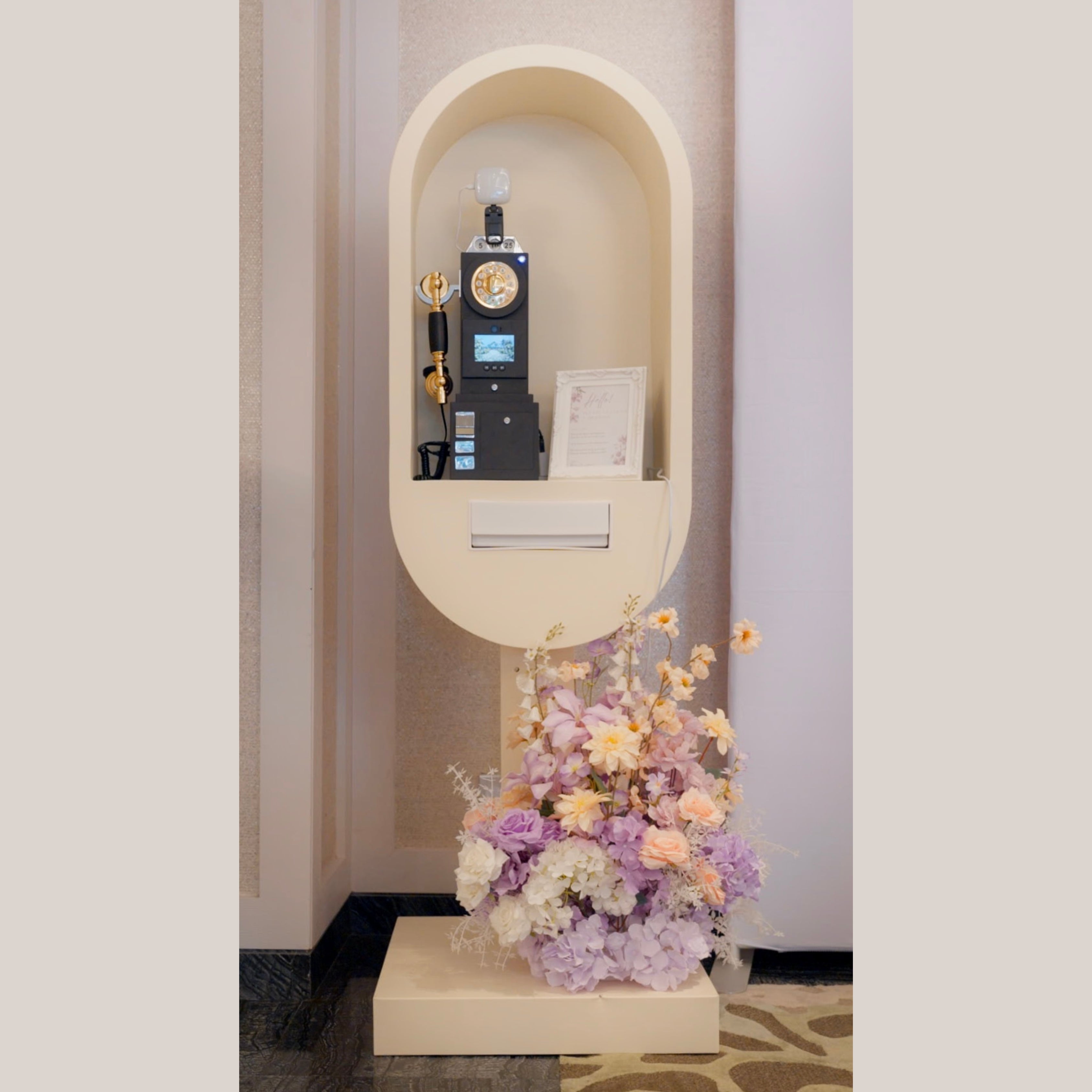 The Vintage Memoire (Video Guestbook)