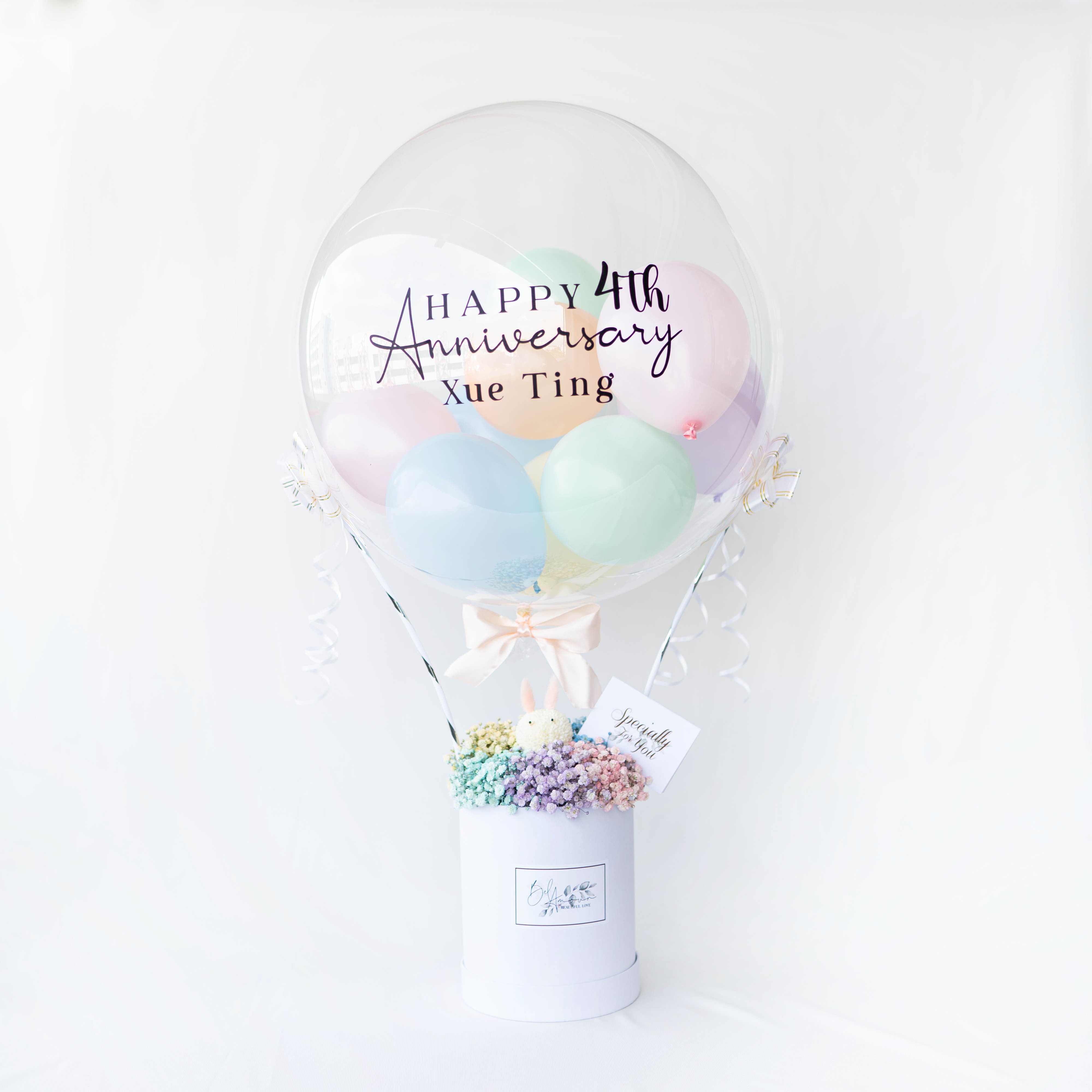 Custom Hot Air Balloon with Baby's Breath