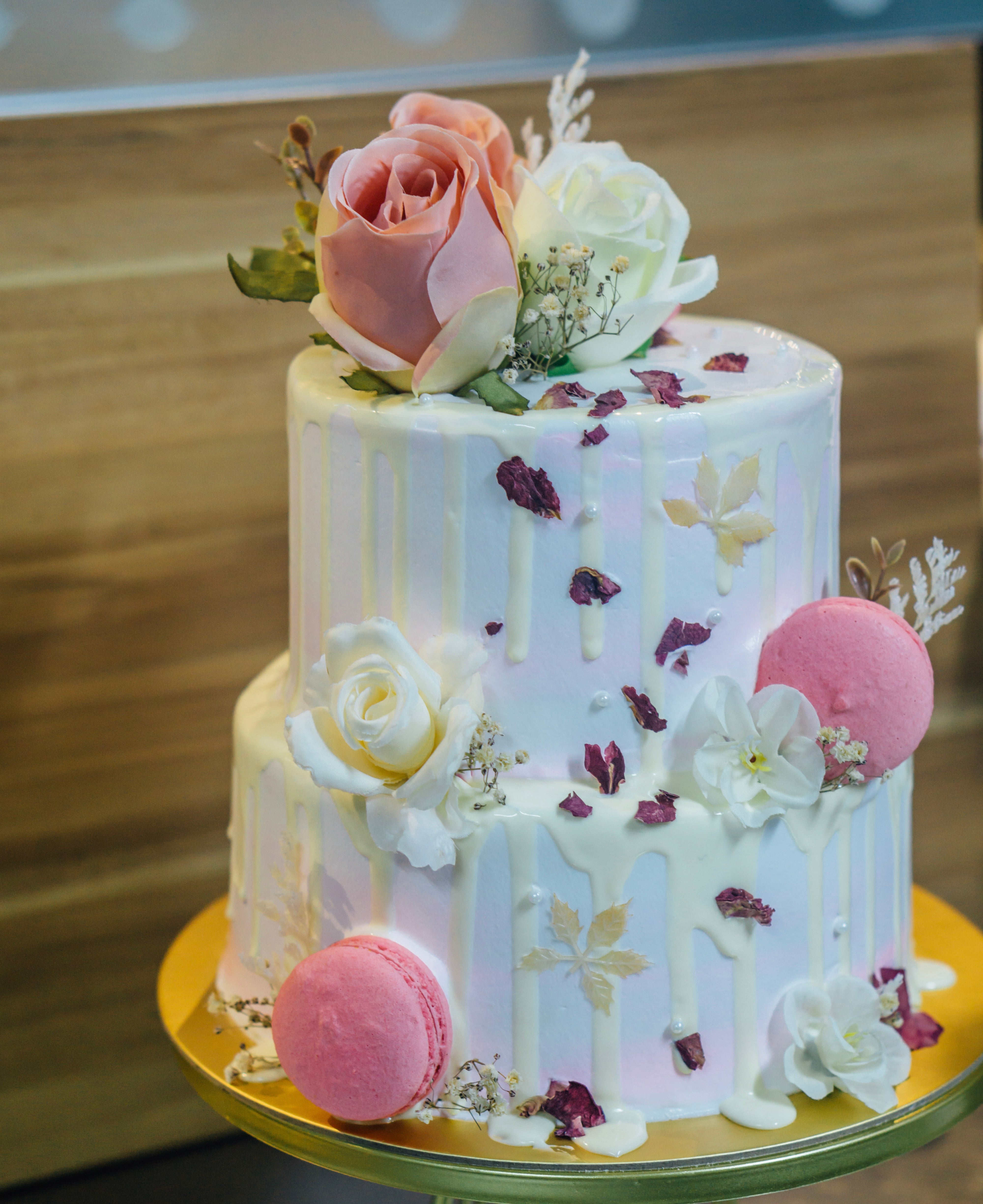 Floral Cake by Taira Pastry